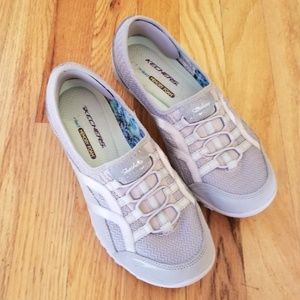 Skechers women's sneakers. Like new. Gray